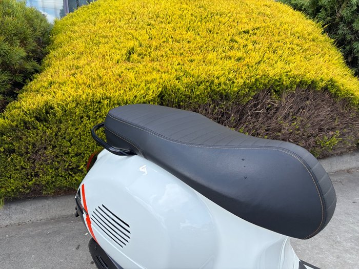 2023 VESPA GTS 300 SUPER SPORT