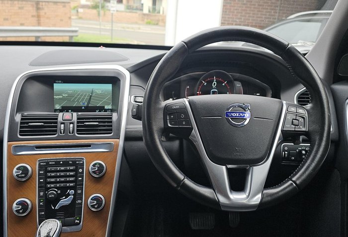 2015 Volvo XC60 D4 Luxury MY16 AWD Crystal White