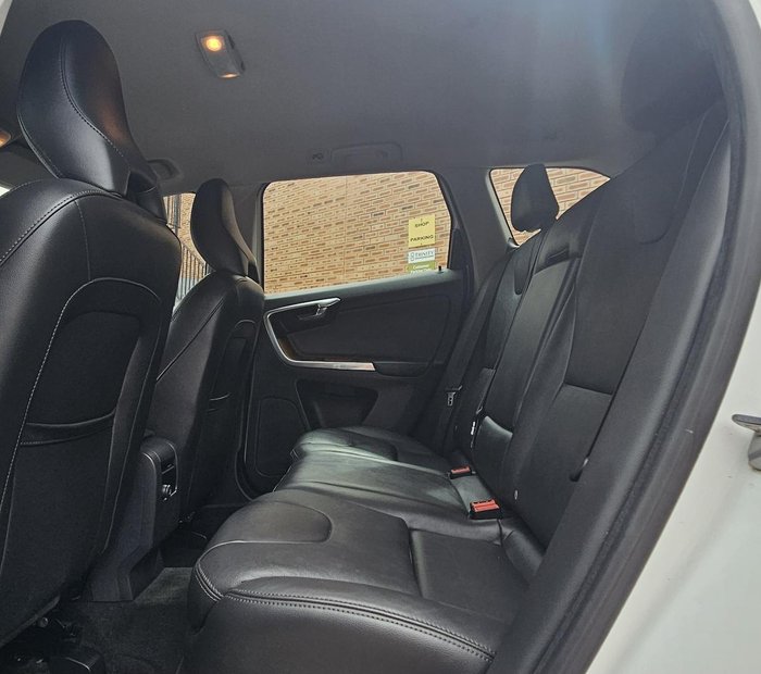 2015 Volvo XC60 D4 Luxury MY16 AWD Crystal White