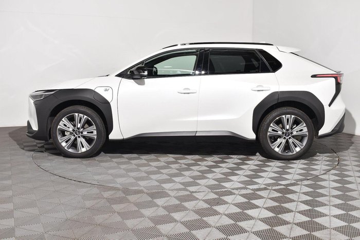 2025 Subaru Solterra AWD Touring