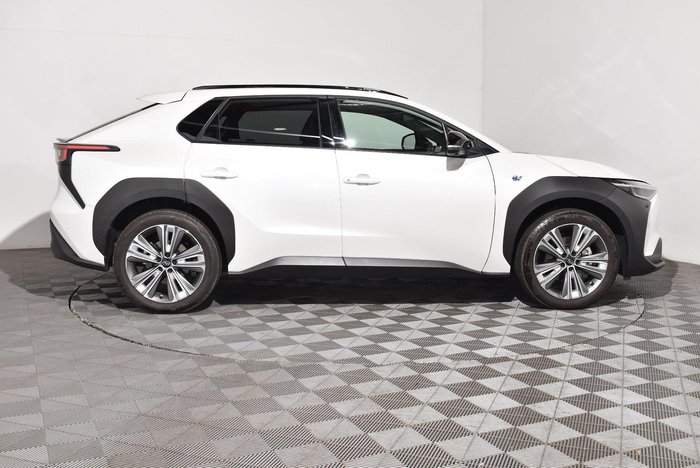 2025 Subaru Solterra AWD Touring