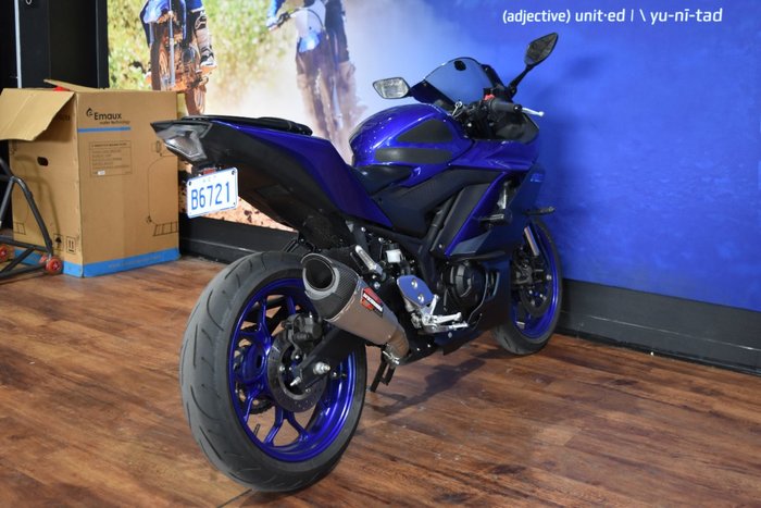 2023 Yamaha YZF-R3 Blue