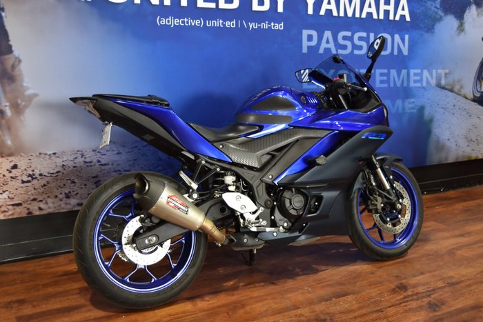 2023 Yamaha YZF-R3 Blue