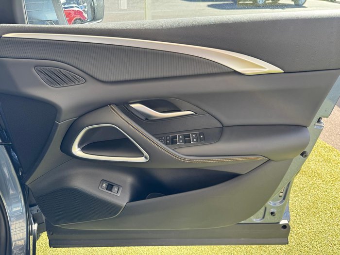 2025 BYD SEALION 5 Premium