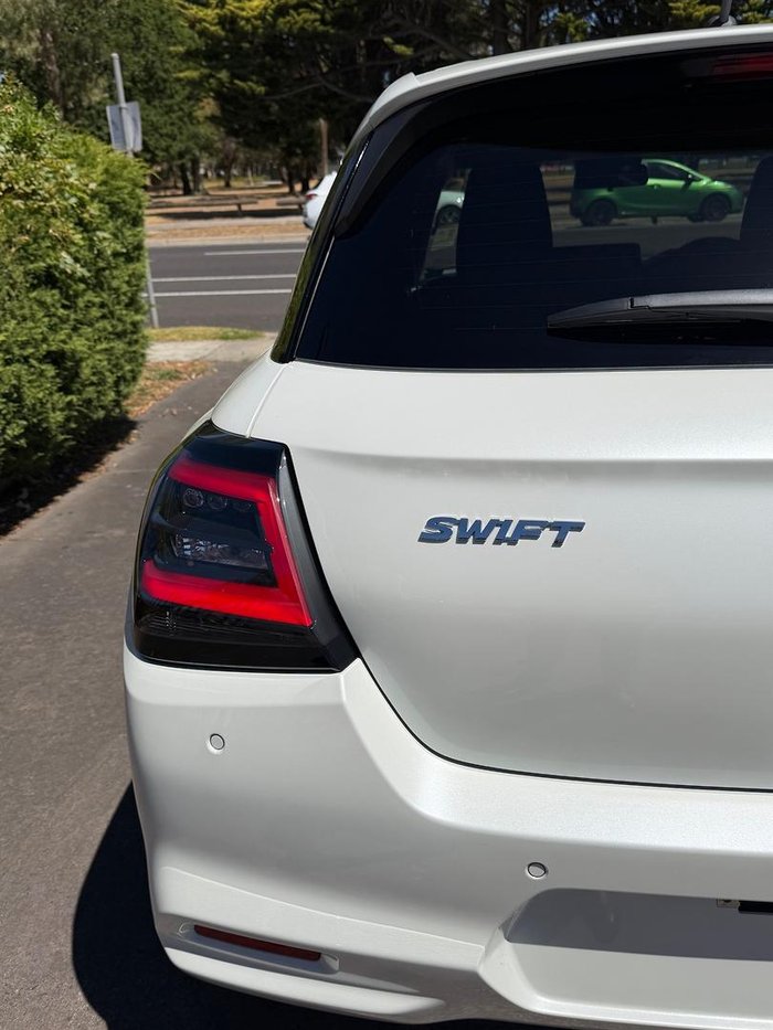 2026 Suzuki Swift Hybrid Plus UZ Pure White