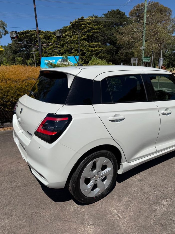 2026 Suzuki Swift Hybrid Plus UZ Pure White
