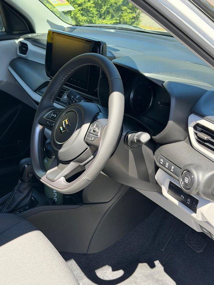 2026 Suzuki Swift Hybrid Plus UZ Pure White