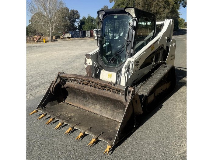 2020 Bobcat T590
