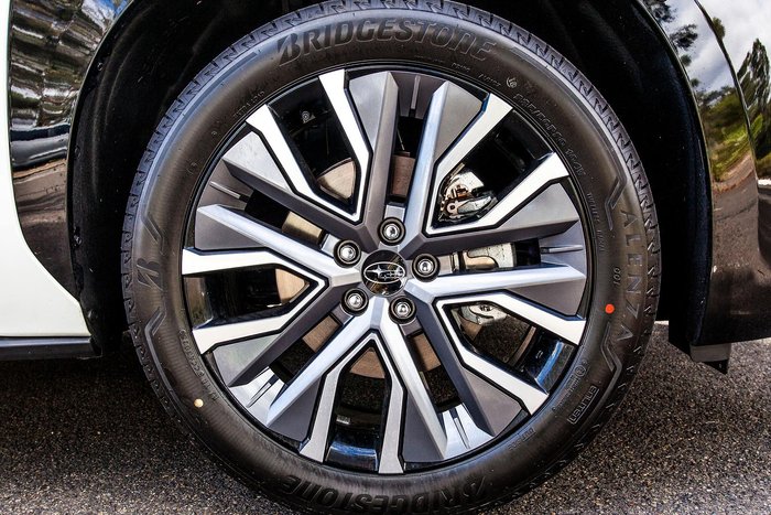 2025 Subaru Solterra AWD Touring