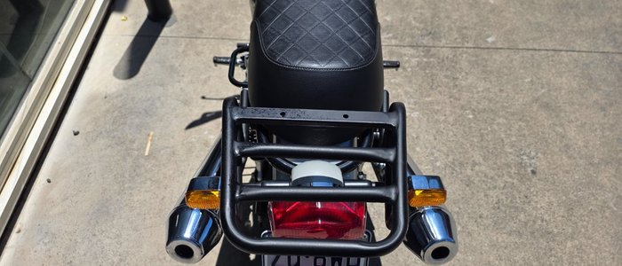 2021 Royal Enfield (see Also Enfiel INTERCEPTOR 650 CLASSIC ORANGE