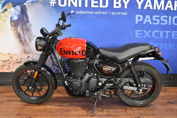 2023 Royal Enfield HUNTER 350 Red