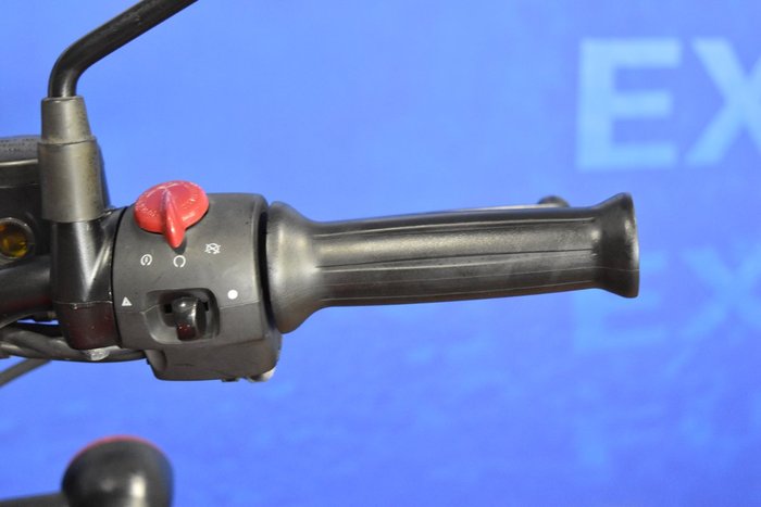 2023 Royal Enfield HUNTER 350 Red