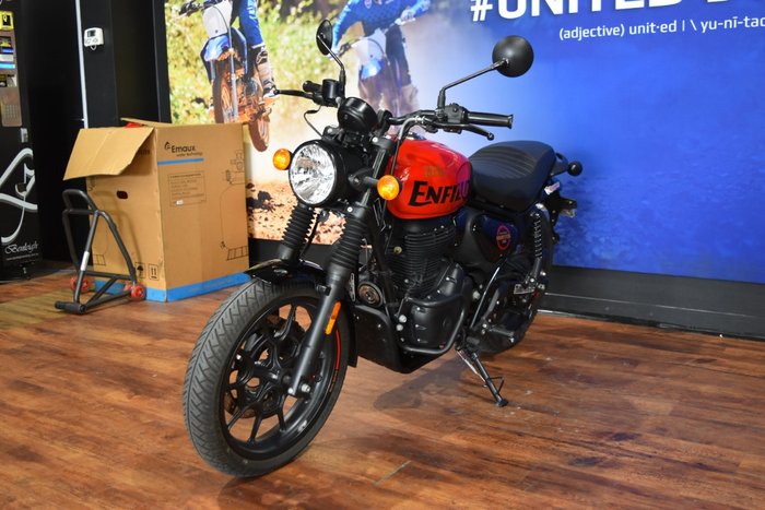 2023 Royal Enfield HUNTER 350 Red