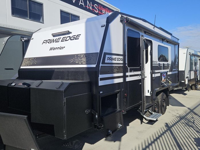 2026 Prime Edge Caravans Warrior 19'6 Side Club Lounge