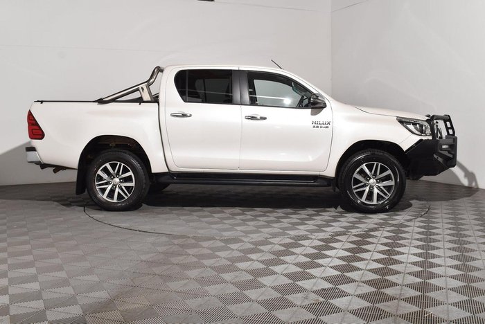 2018 Toyota Hilux SR5