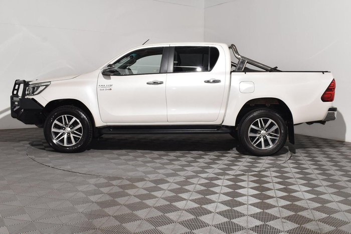 2018 Toyota Hilux SR5