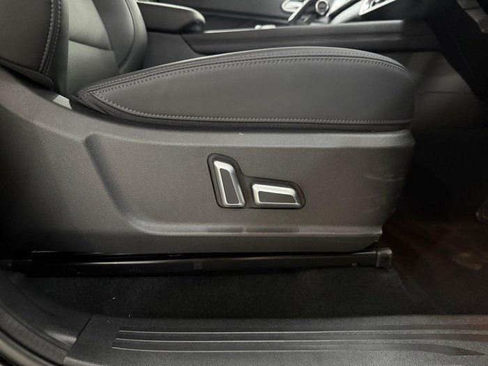 2025 GWM Cannon Vanta NPW 4X4 Dual Range Crystal Black