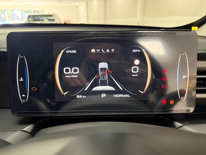 2025 GWM Cannon Vanta NPW 4X4 Dual Range Crystal Black