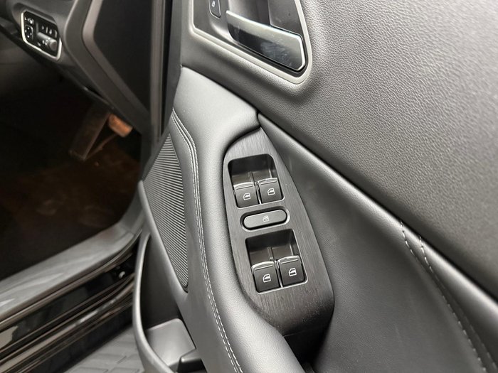 2025 GWM Cannon Vanta NPW 4X4 Dual Range Crystal Black