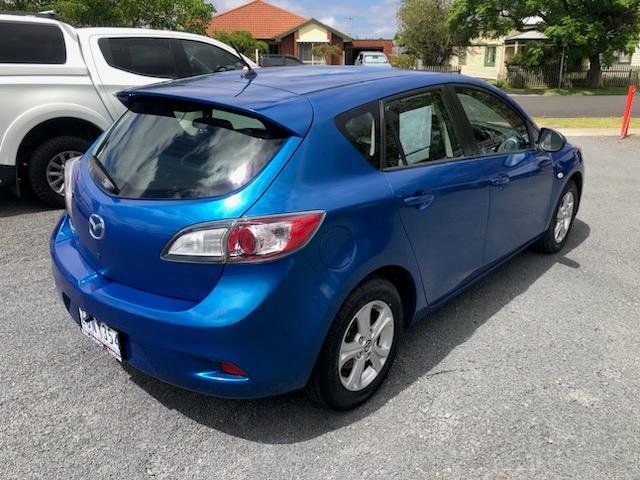 2013 Mazda 3 Neo