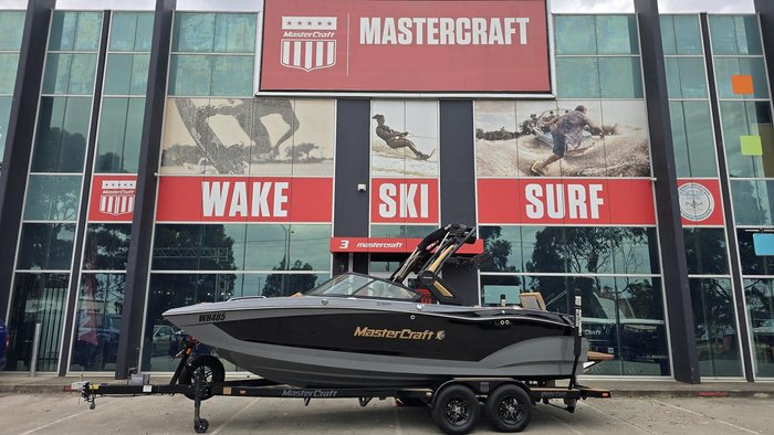 2023 MasterCraft X22