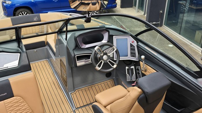 2023 MasterCraft X22