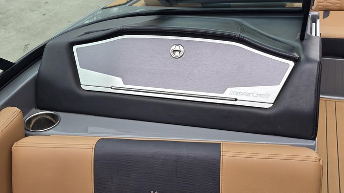 2023 MasterCraft X22