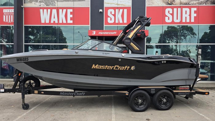 2023 MasterCraft X22