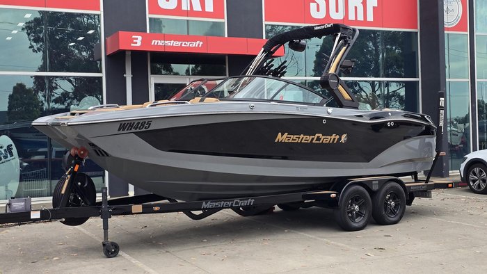 2023 MasterCraft X22