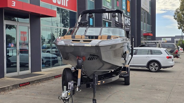 2023 MasterCraft X22