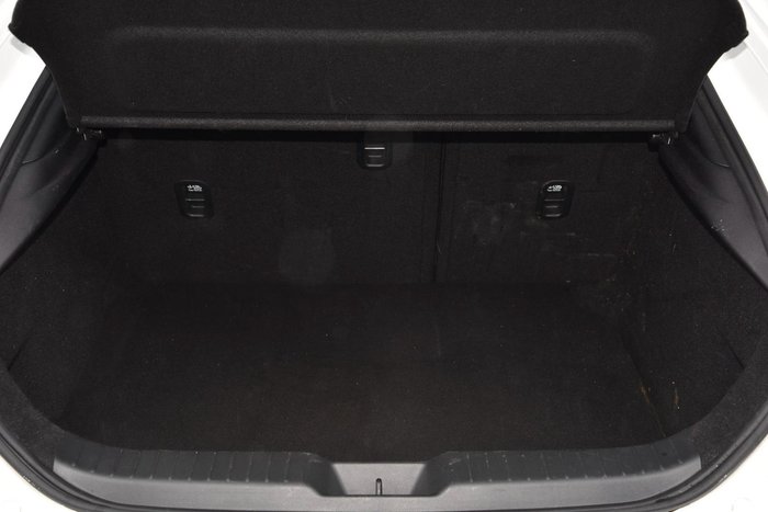 2023 Mazda 3 G25 Astina