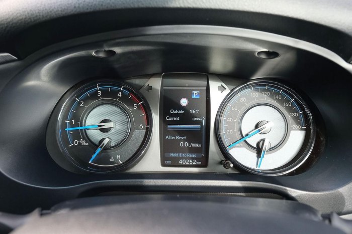 2024 Toyota Hilux Rogue 48V