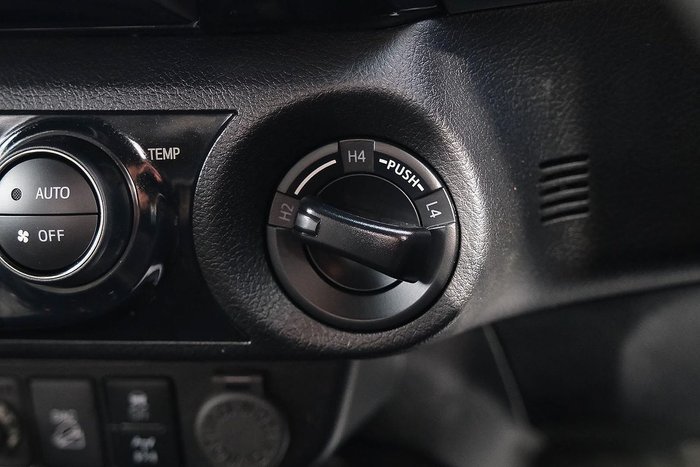 2024 Toyota Hilux Rogue 48V