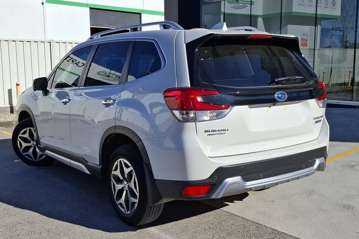 2022 Subaru Forester Hybrid L