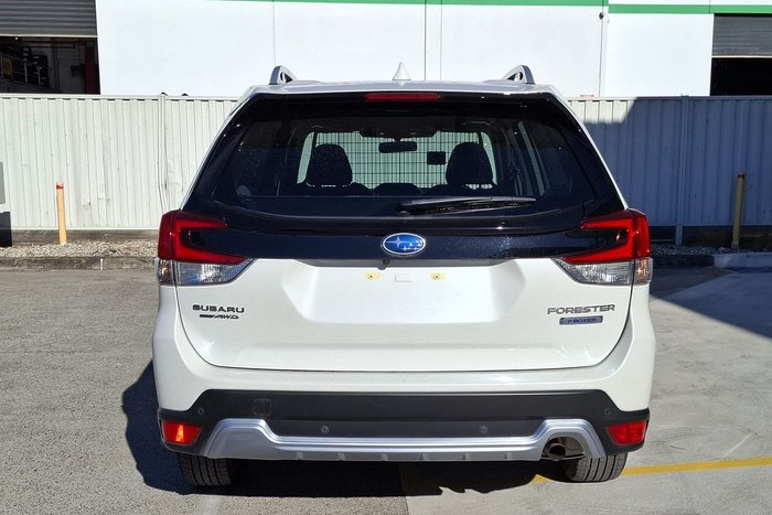 2022 Subaru Forester Hybrid L