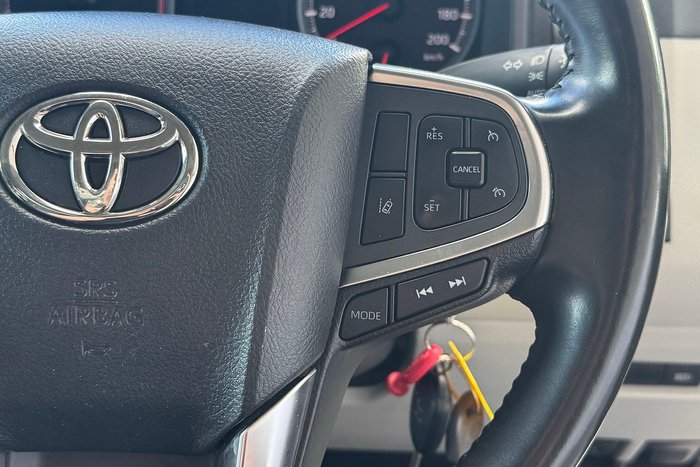 2022 Toyota Hiace