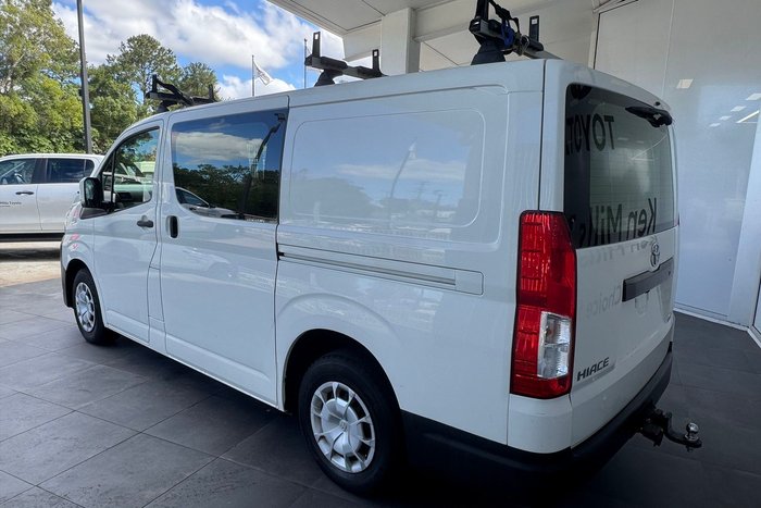 2022 Toyota Hiace