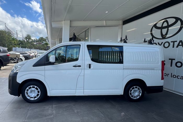 2022 Toyota Hiace
