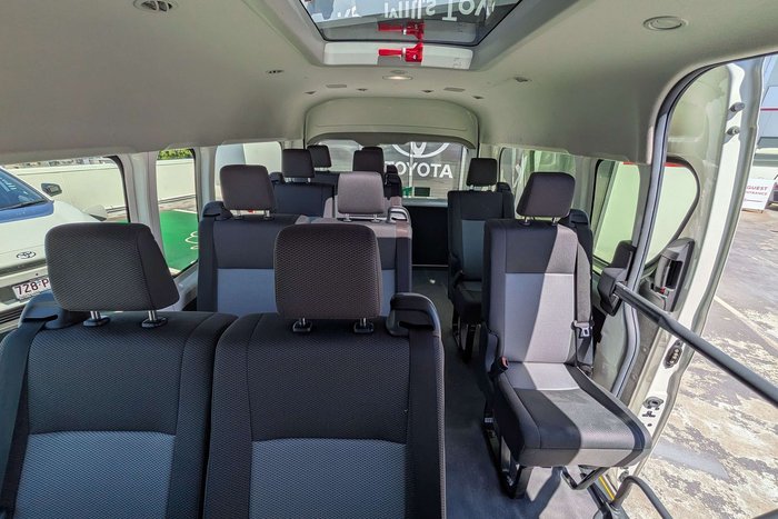 2021 Toyota Hiace Commuter