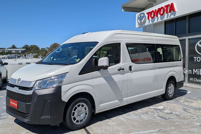 2021 Toyota Hiace Commuter