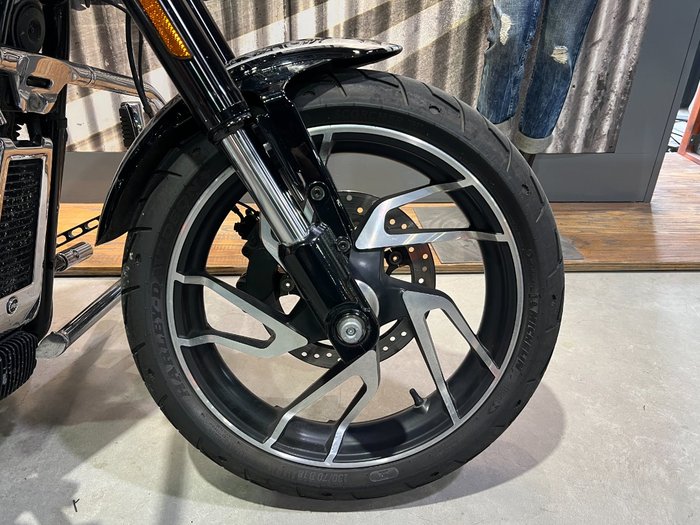 2018 HARLEY-DAVIDSON FLSB SOFTAIL SPORT GLIDE