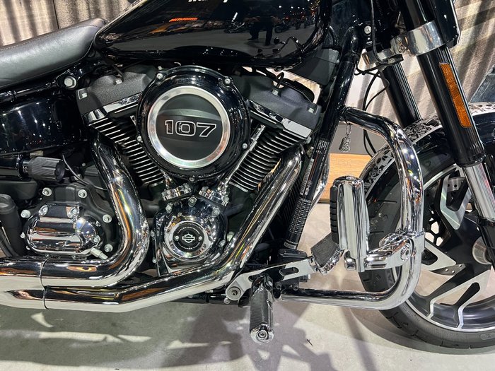 2018 HARLEY-DAVIDSON FLSB SOFTAIL SPORT GLIDE