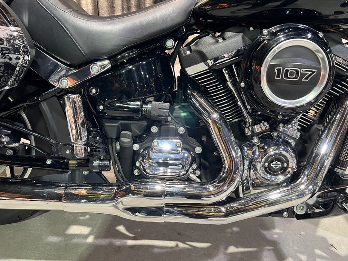 2018 HARLEY-DAVIDSON FLSB SOFTAIL SPORT GLIDE