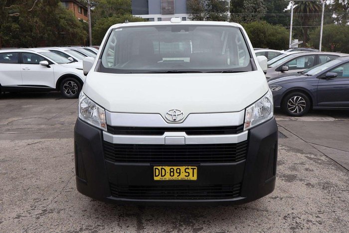 2022 Toyota Hiace