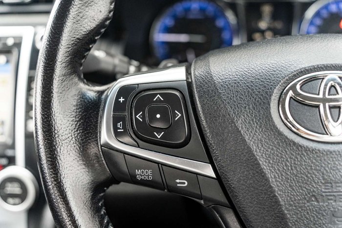 2016 Toyota Camry Atara SX