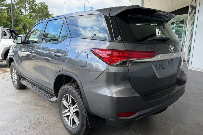 2022 Toyota Fortuner GX