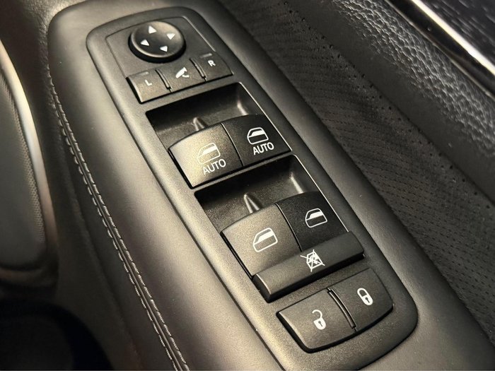 2019 Jeep Grand Cherokee S-Overland