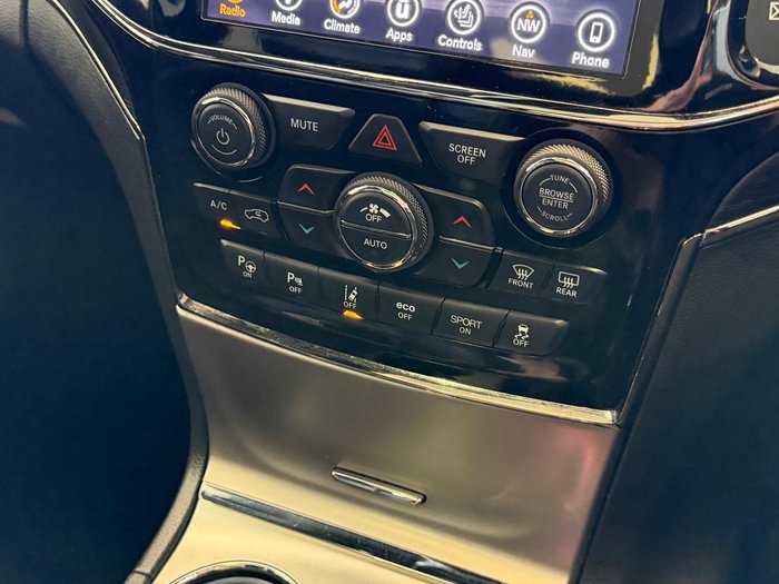 2019 Jeep Grand Cherokee S-Overland