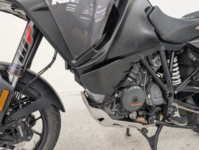 2017 Ktm 1290 SUPER ADVENTURE Black