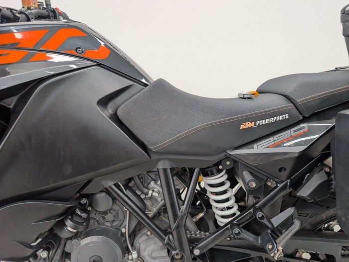 2017 Ktm 1290 SUPER ADVENTURE Black